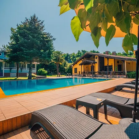 Bloom Holiday home